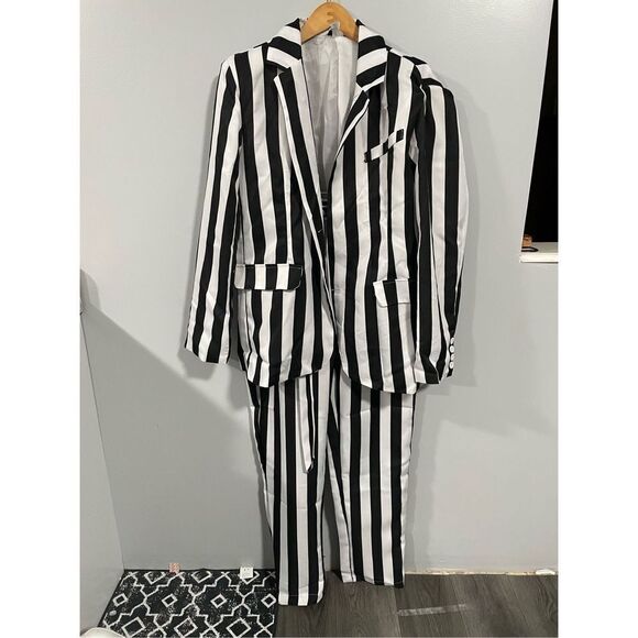 Stand Out Suit Black White Striped Beetlejuice Party Costume Cosplay Haloween XL - Picture 1 of 8